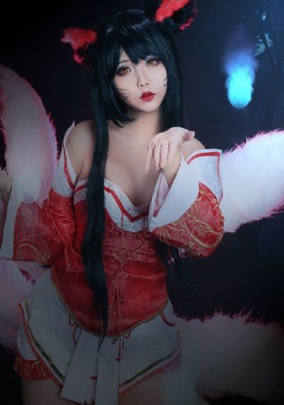 欧美帽子街拍_1080P完整版观看