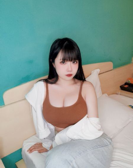 国内一线高端女装排名_免费观看字幕