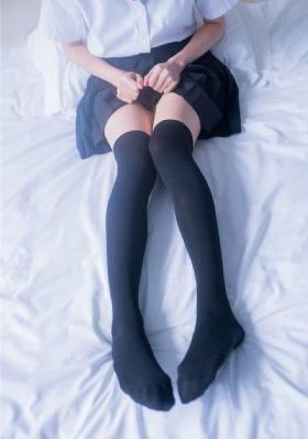 国产亚洲精品久久午夜玫瑰园_免费完整版高清