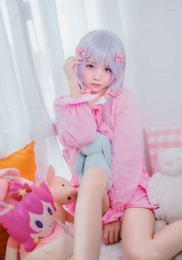 欧美直播界的体操选手_HD在线播放观看