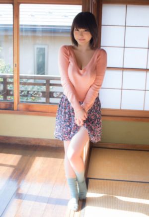 欧美19岁女歌手比利_HD神马在线观看