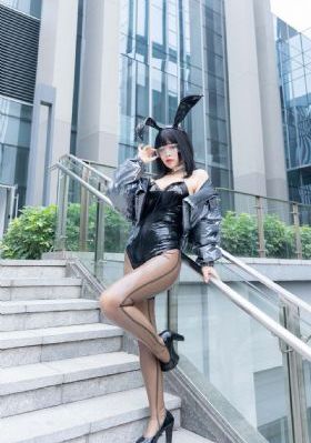 欧美礼服qq头像_4K完整版观看