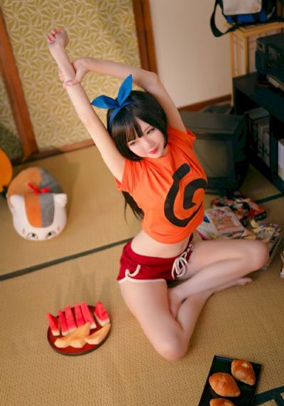 欧美黄色好鲁好鲁_DVD免费在线观看