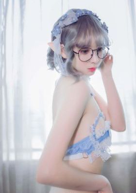 国产无码在线四区_720迅雷电影在线