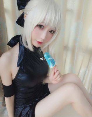 欧美色宅男_4K在线观看完整版