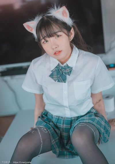 欧美瑜伽倒立图片_国产无码网页在线观看